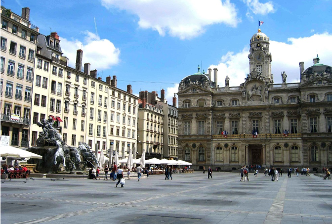 Lyon 1er arrondissement et la célèbre Place des Terreaux